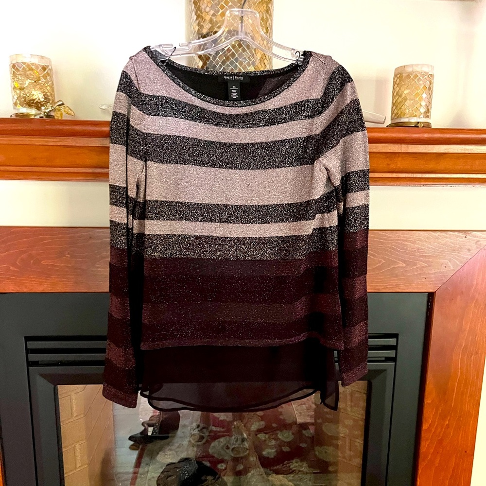 White house|Black Market women’s top